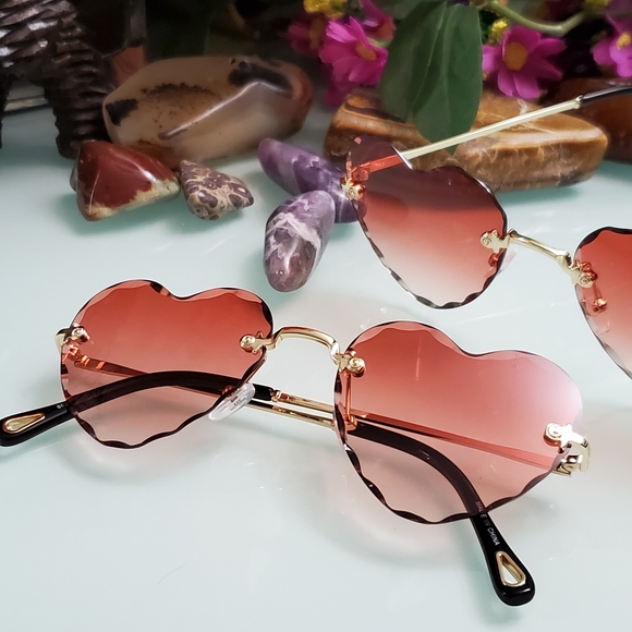 Limited Edition - Burnt Sienna Rimless Heart Shaped Sunglasses - Picture 3 of 4